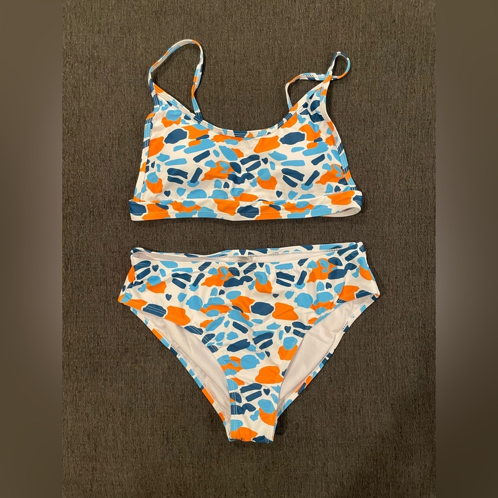 Colorful Spot Crop Top Bikini Swimsuit. 
BNWT